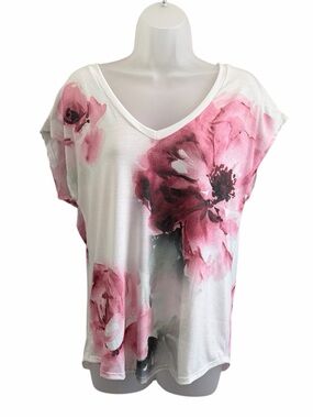 ECLA Watercolor Floral V-Neck Top